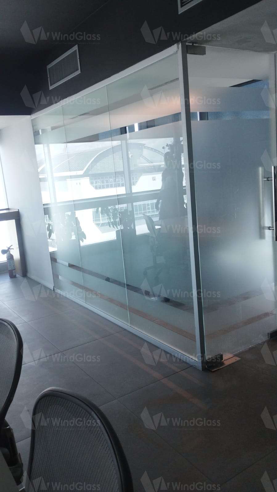 Mamparas de Vidrio Esmerilado (Frosted)