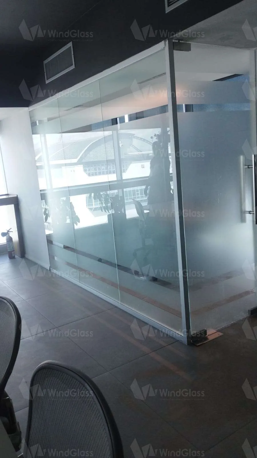 Mamparas de Vidrio Esmerilado (Frosted)