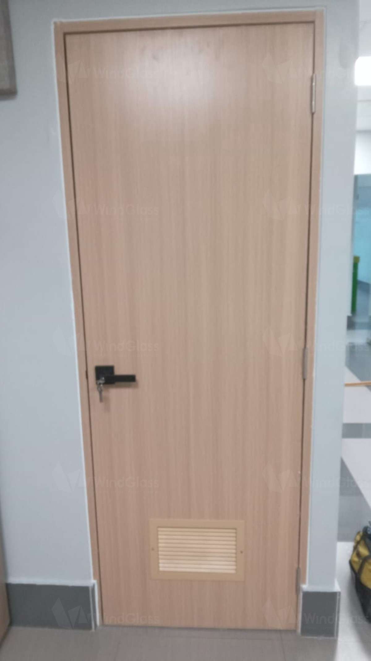 Puertas de Metal - WindGlass SRL (30)