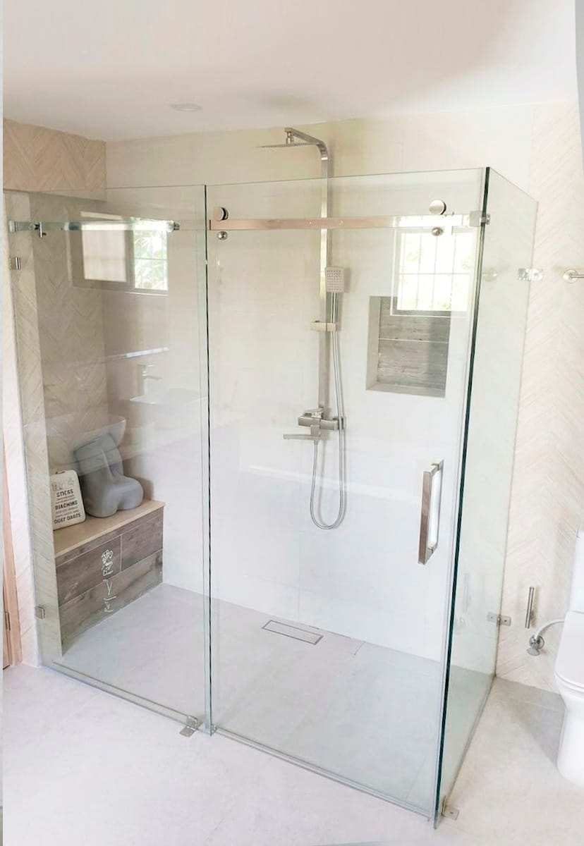 Mamparas-de-Bano-WindGlass-SRL-68